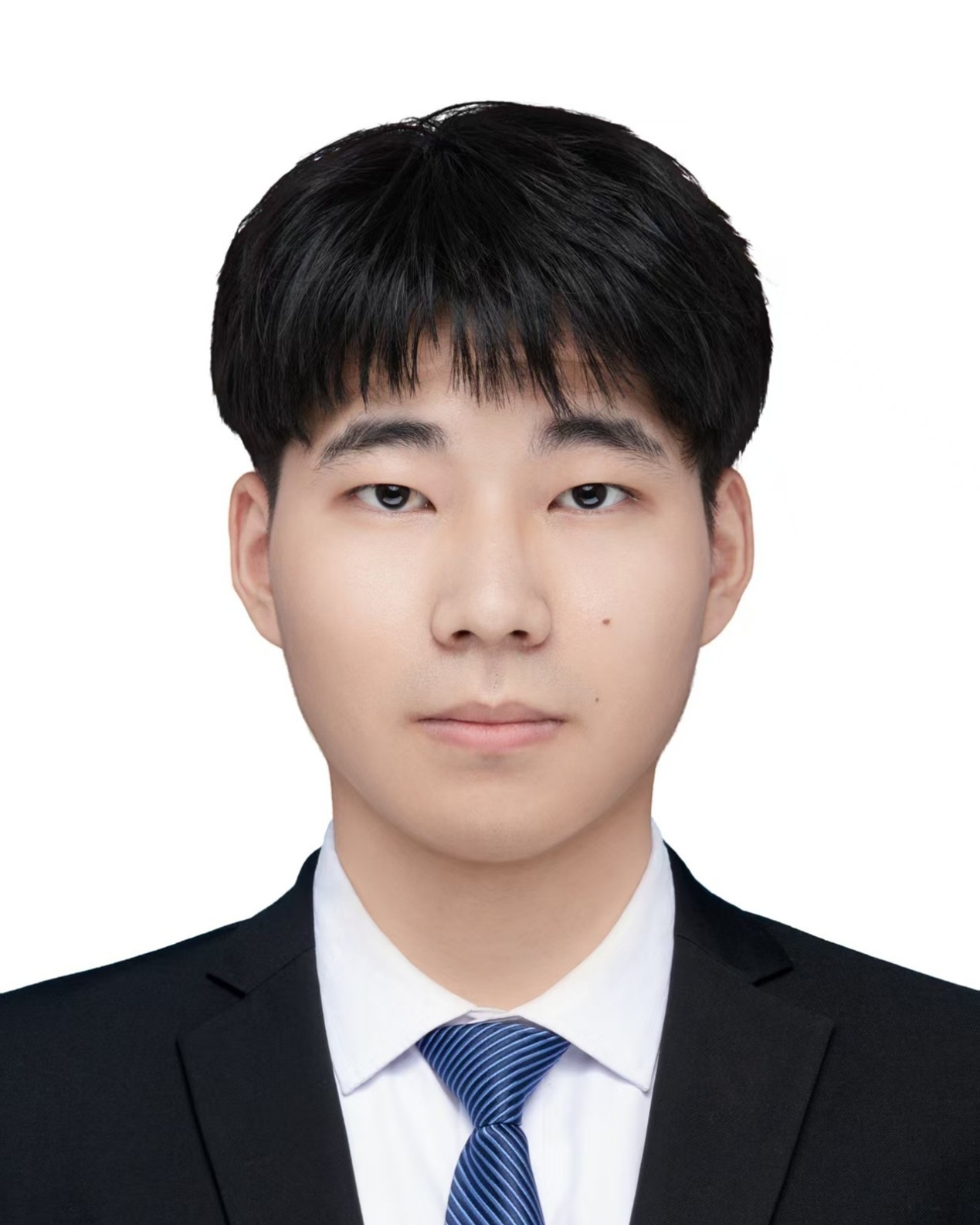​2025级硕士 魏鹏鑫